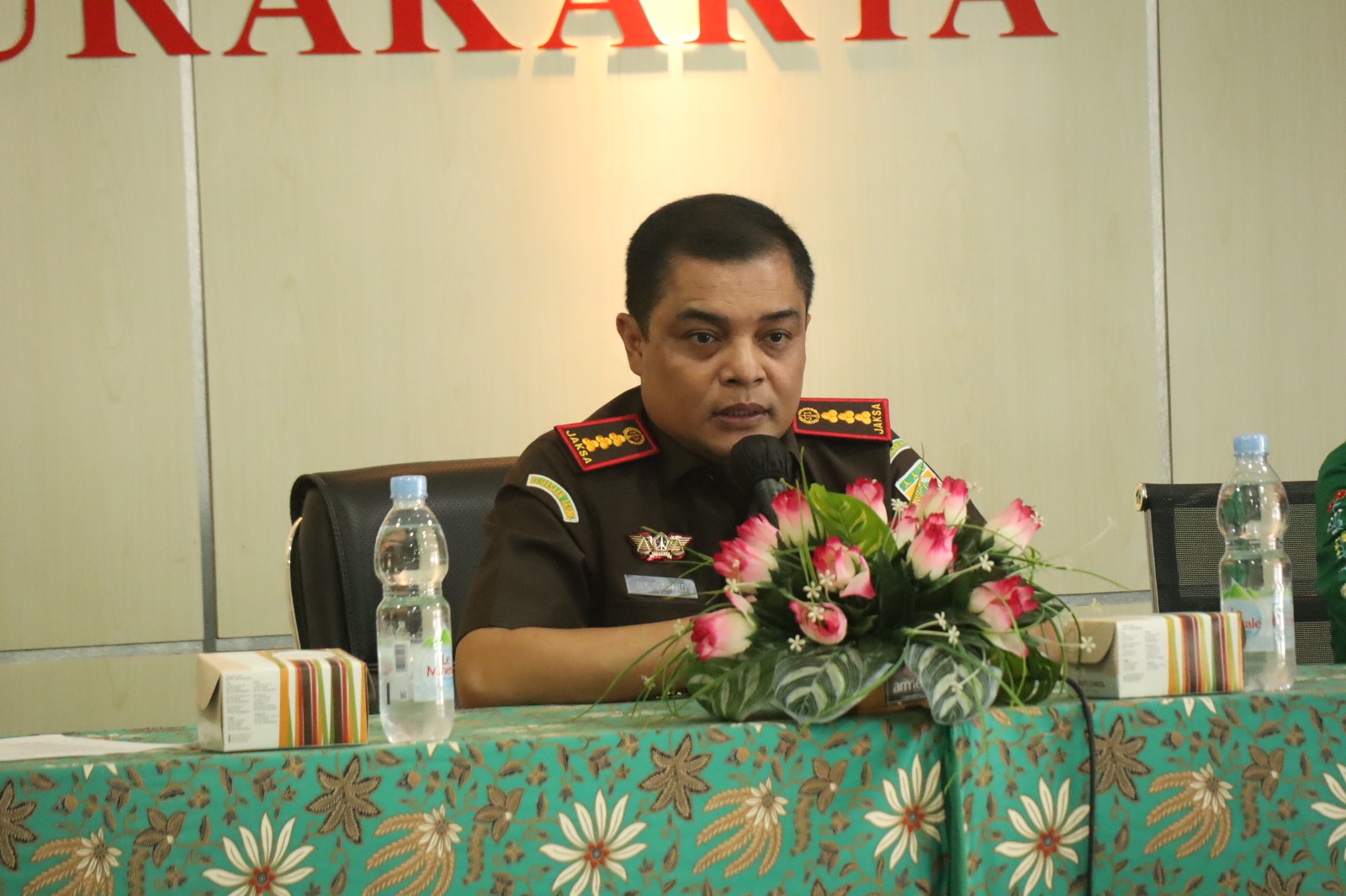 Company ( profession) visit Kejaksaan Negeri Surakarta dari Universitas Sebelas Maret Surakarta