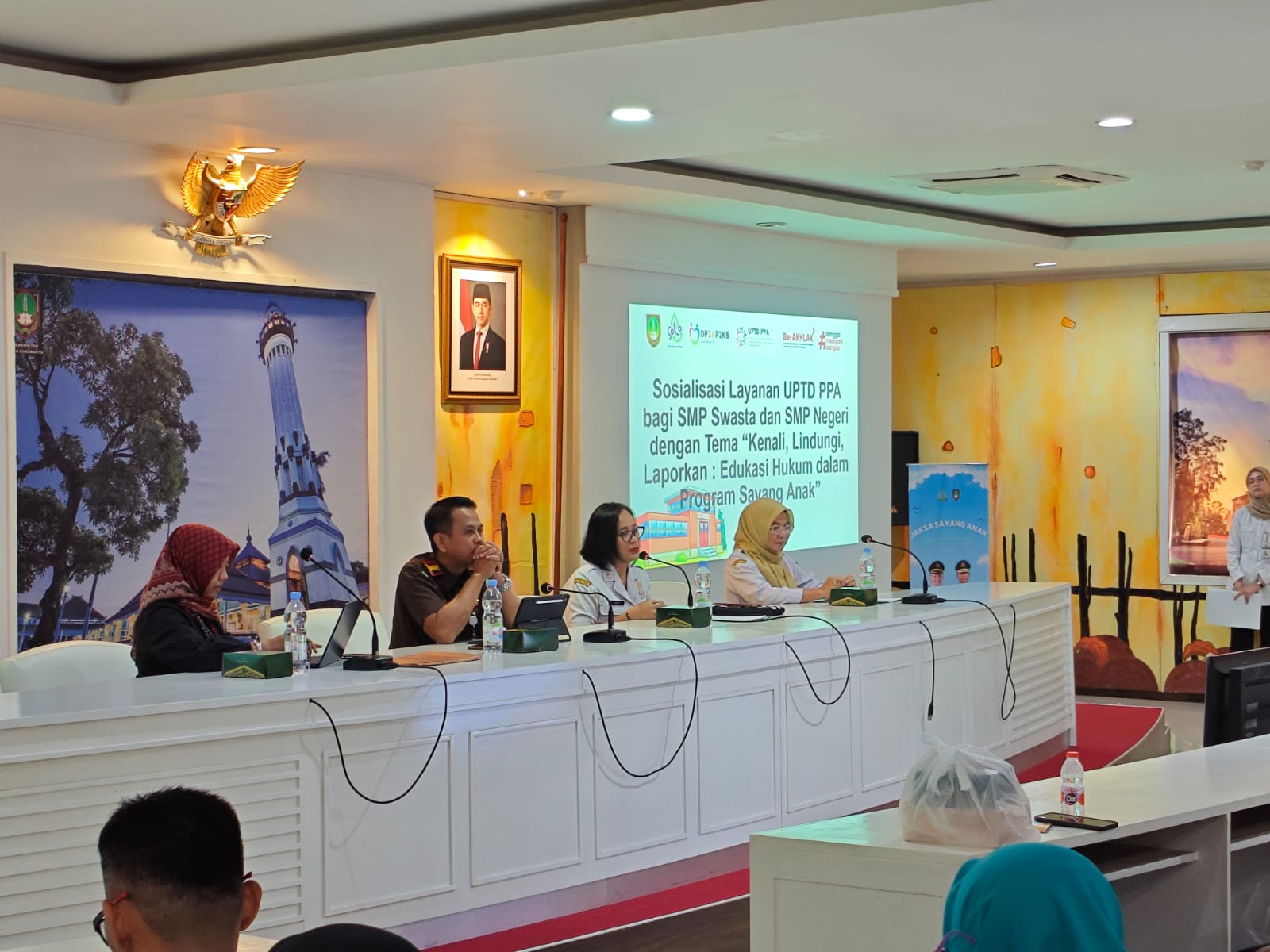Sosialisasi Layanan UPTD PPA bagi SMP Swasta dan SMP Negeri “Kenali, Lindungi, Laporkan : Edukasi Hukum dalam Program Sayang Anak”