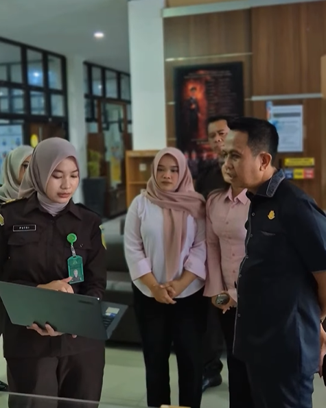 Monitoring dan Pengarahan Petugas PTSP