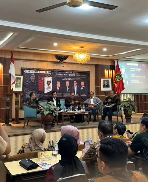 Bedah Buku bertema “Esensi Niat Jahat Dalam Perkara Korupsi yang Mengakibatkan Kerugian Keuangan Negara”