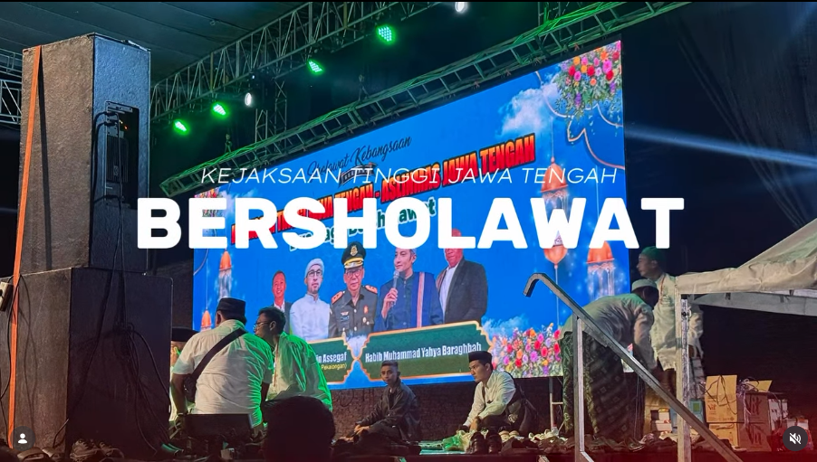 Kejaksaan Tinggi Jawa Tengah Bersholawat